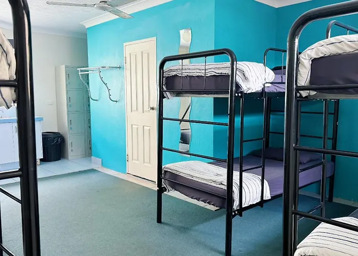 Maxmee Backpackers Resort